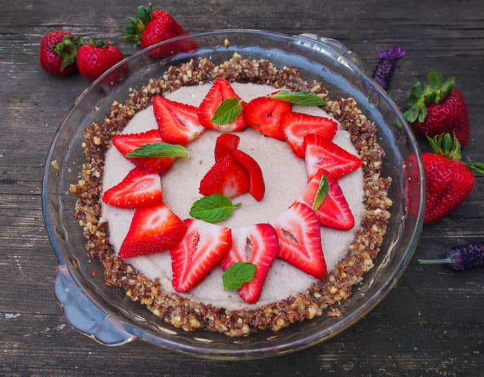 Vegan Raw Fruit Tart with Cashew Cream