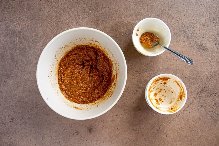 Mixing bowl with peanut butter, maple syrup and flax-egg